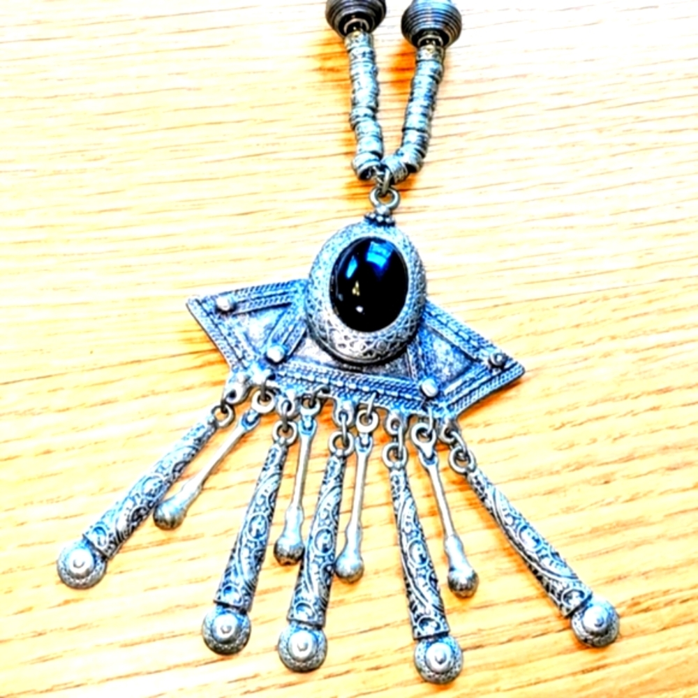Very Cool Necklace